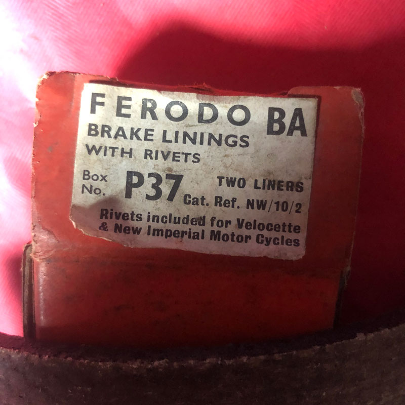 Velocette KSS, KTT, MSS Brake Linings – Image 2