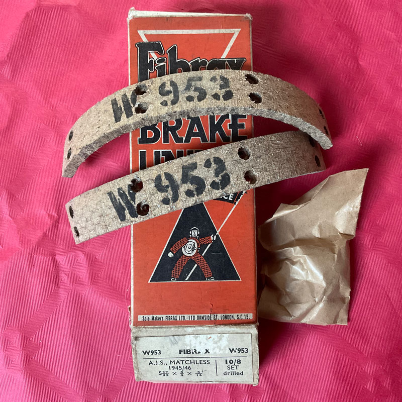 AJS / Matchless 5 & 1/2” Hub Brake Linings - W953